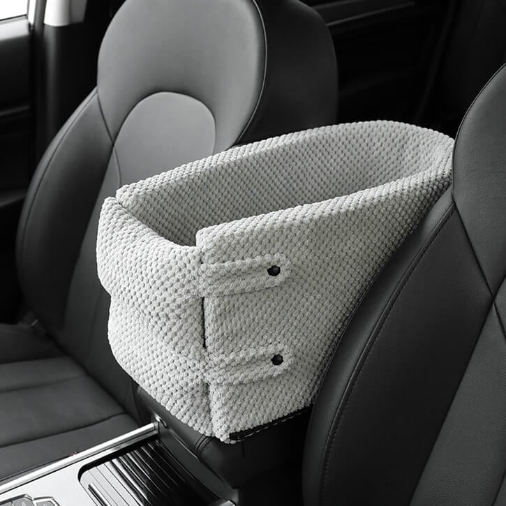 š„ Snuggly-Safe Puppy Car Seat