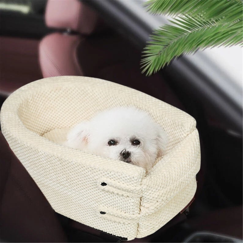 š„ Snuggly-Safe Puppy Car Seat